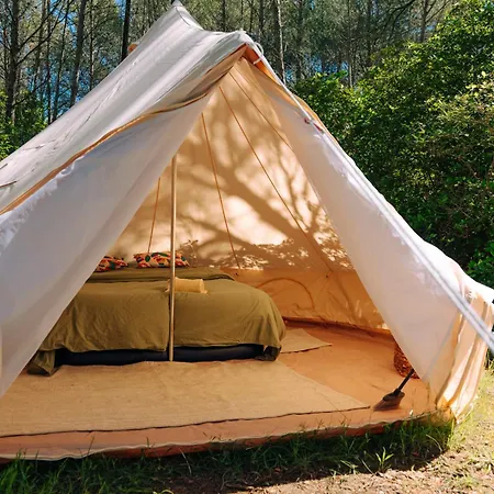 Tipis Du Domaine De Pélican Tente de luxe