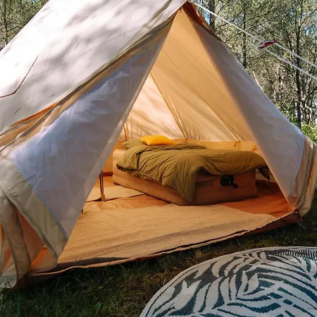 Tipis Du Domaine De Pélican Gignac (Herault)
